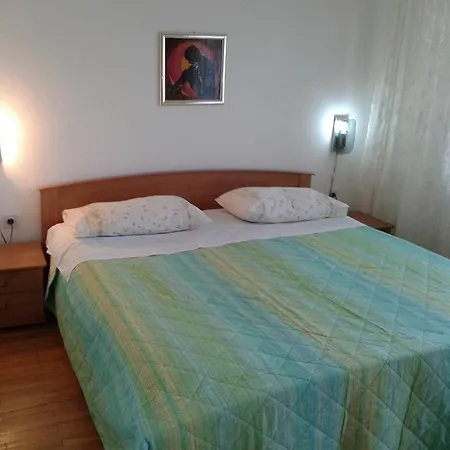 In Mit Terrasse, Klimaanlage, W-lan 4211-2 Apartmán Banjole